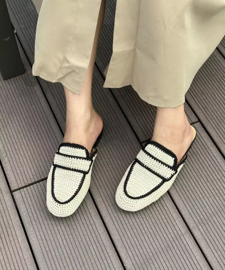 Ssangpa - Korean Women Fashion - #momslook - mr 9731 Slippers & Sandals