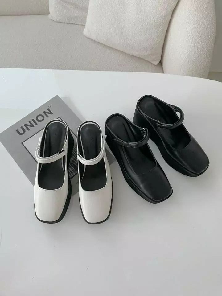 Ssangpa - Korean Women Fashion - #momslook - tm 3047 Slippers & Sandals