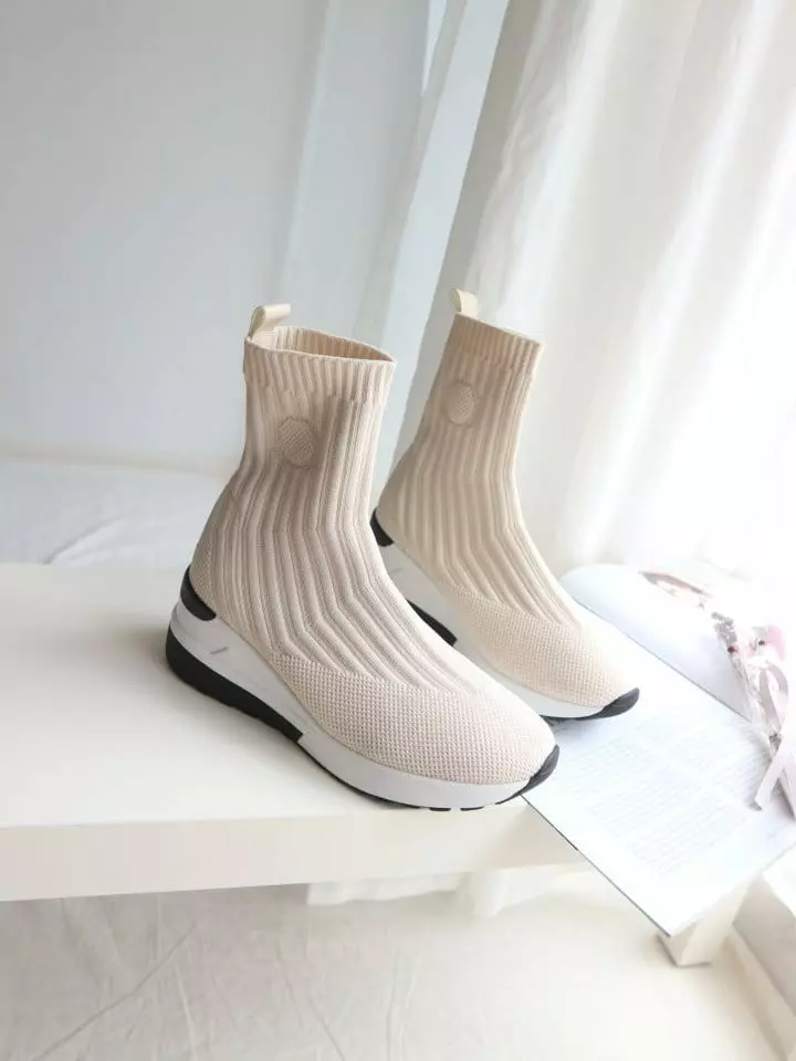 Ssangpa - Korean Women Fashion - #romanticstyle - wh 19311 Boots - 10