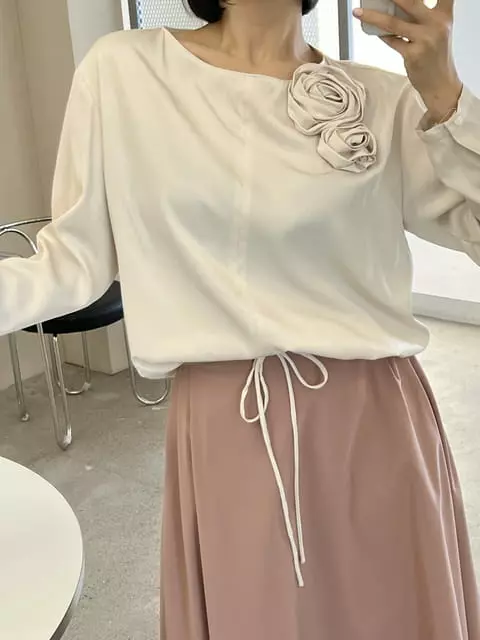 Verni - Korean Women Fashion - #momslook - Rose Blouse - 5