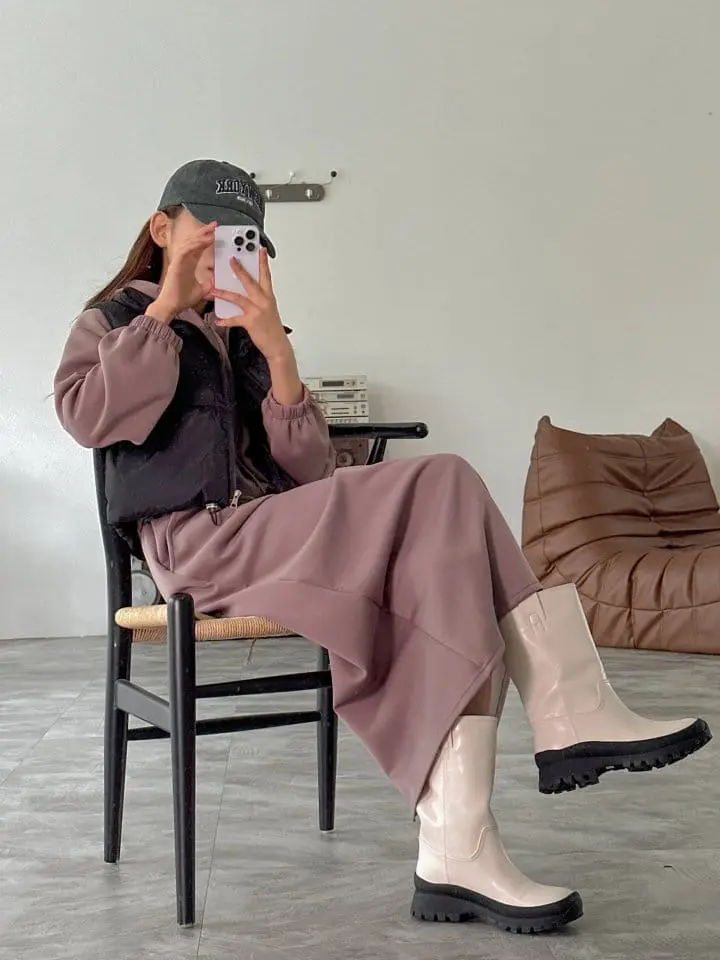Another Plan - Korean Women Fashion - #momslook - Short Padding Vest - 4