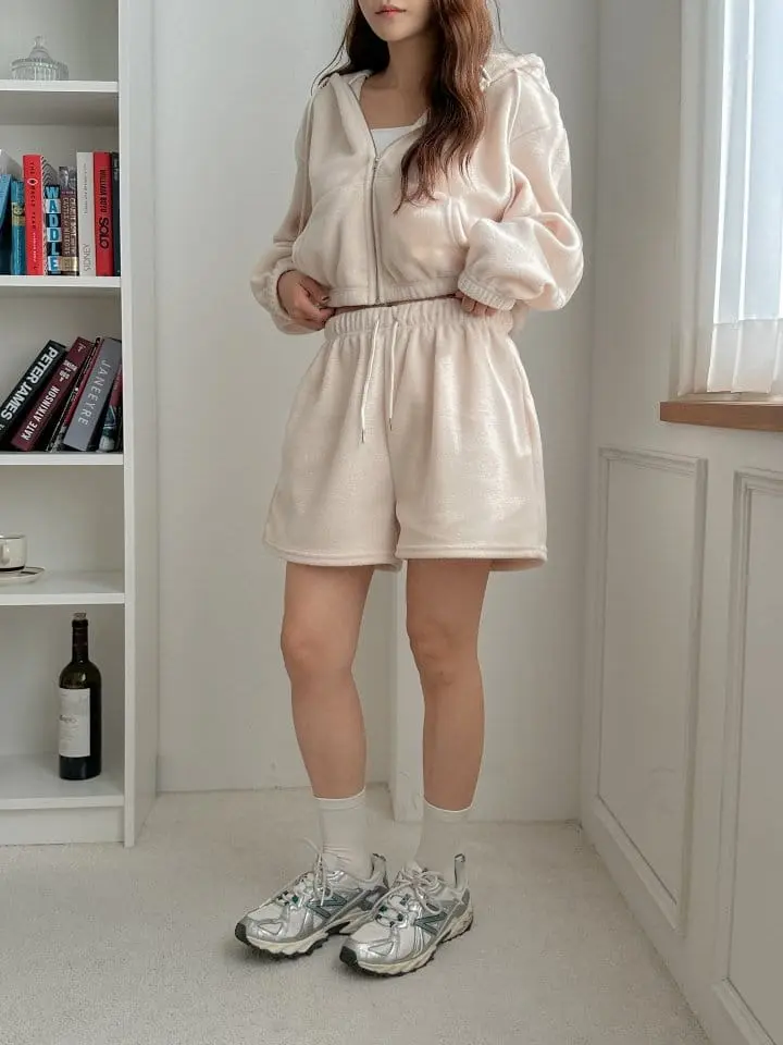 Another Plan - Korean Women Fashion - #womensfashion - Fleece Shorts SET - 2
