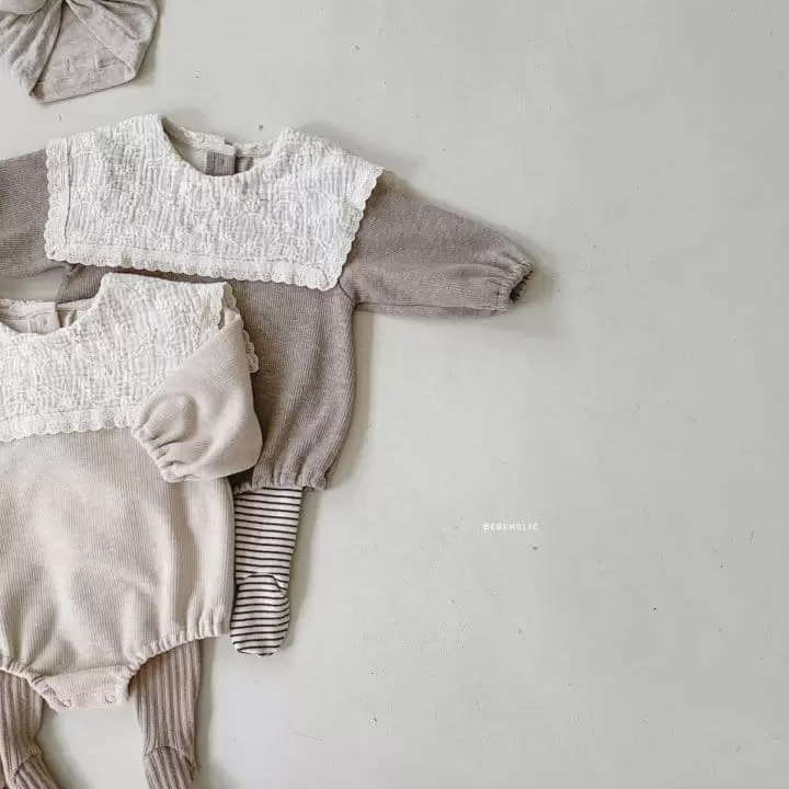 Bebe Holic - Korean Baby Fashion - #babyoninstagram - Square Bodysuit