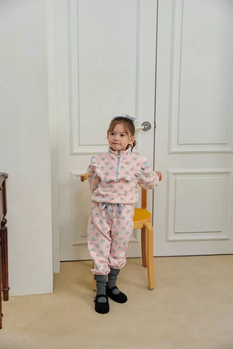 Berry Berry - Korean Children Fashion - #prettylittlegirls - Posong Fleece Top Bottom Set - 4