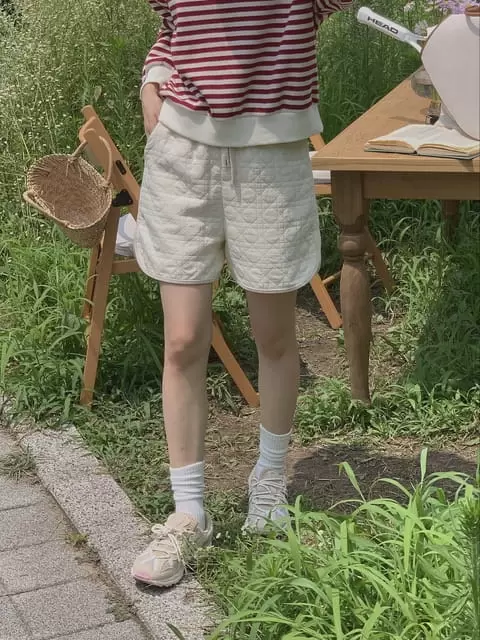 Dress Room - Korean Women Fashion - #restrostyle - Sporty Quilting Shorts - 3