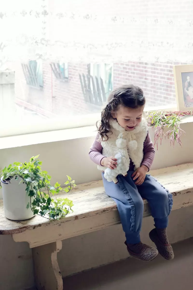 Flo - Korean Children Fashion - #minifashionista - Cozy Vest - 11