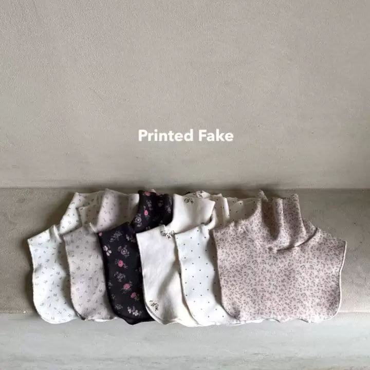 Godis - Korean Children Fashion - #Kfashion4kids - Print Turtleneck - 2