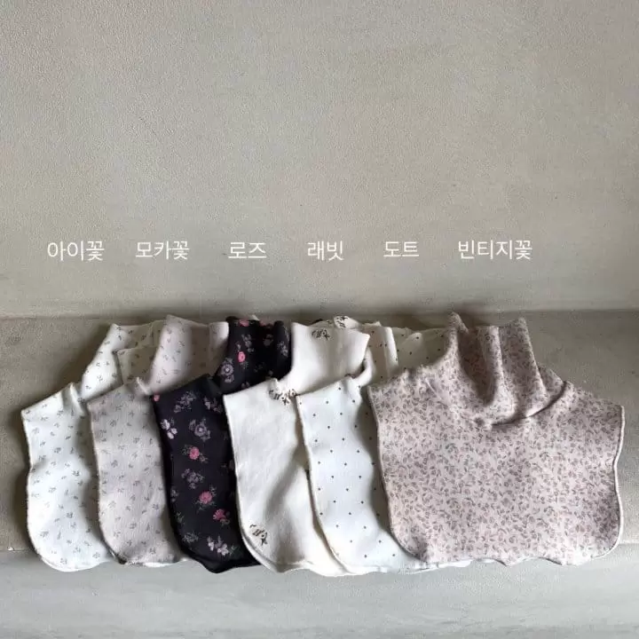 Godis - Korean Children Fashion - #kidzfashiontrend - Print Turtleneck