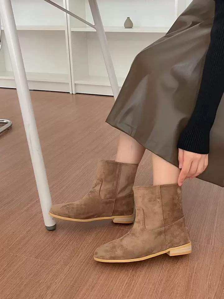 Golden Shoe - Korean Women Fashion - #momslook - u8246 Boots
