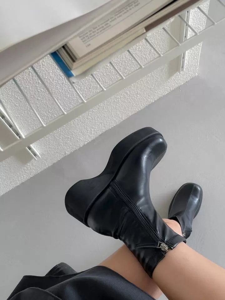 Golden Shoe - Korean Women Fashion - #momslook - m1609 Boots - 11