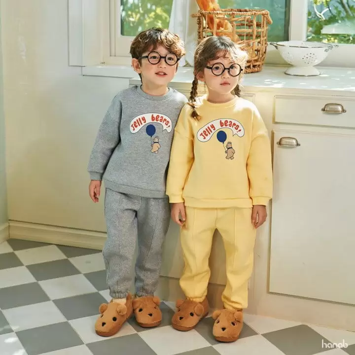 Hanab - Korean Children Fashion - #prettylittlegirls - Jelly Bear Top Bottom Set - 4