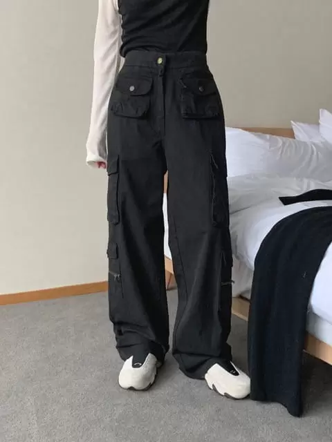 Jkichi - Korean Women Fashion - #womensfashion - Bird Cargo Pants - 3