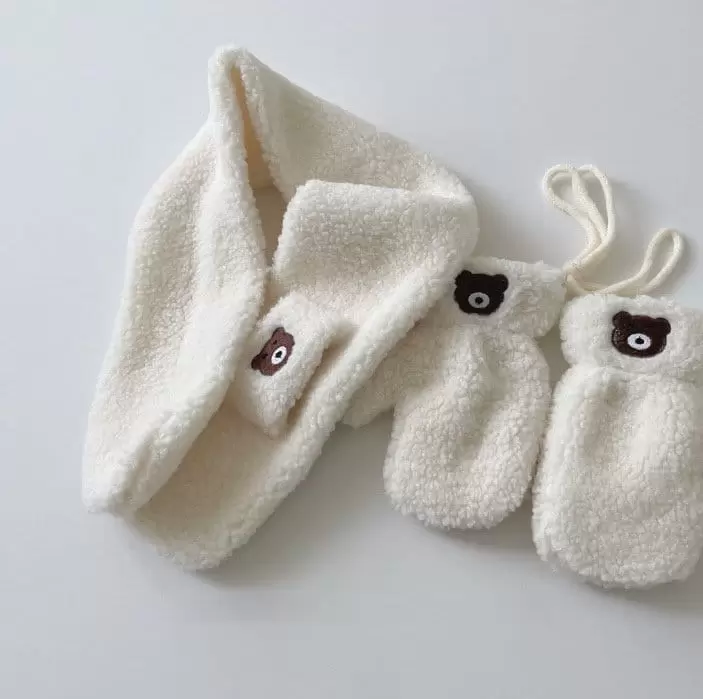 Miso - Korean Children Fashion - #prettylittlegirls - Embroidery Muffler Gloves Set - 6