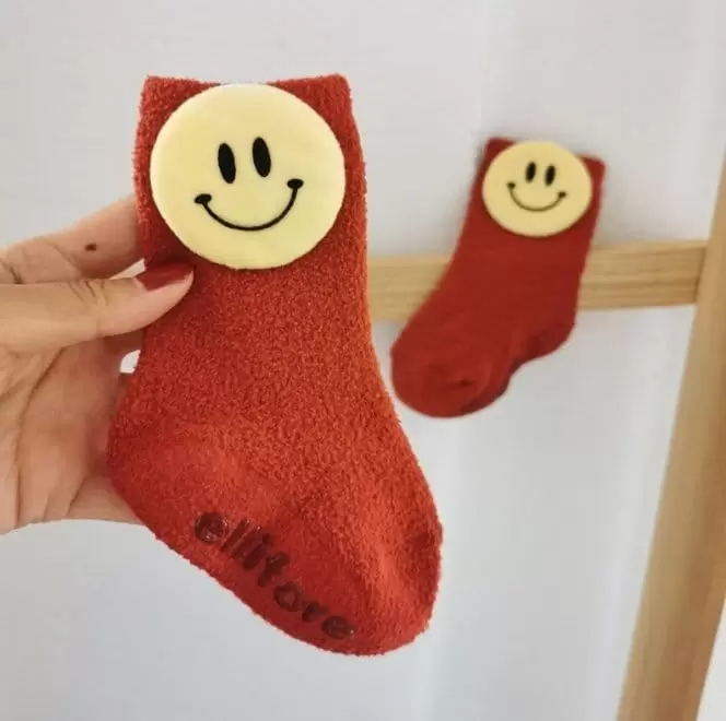 Miso - Korean Children Fashion - #todddlerfashion - Smile Sleep Socks - 2