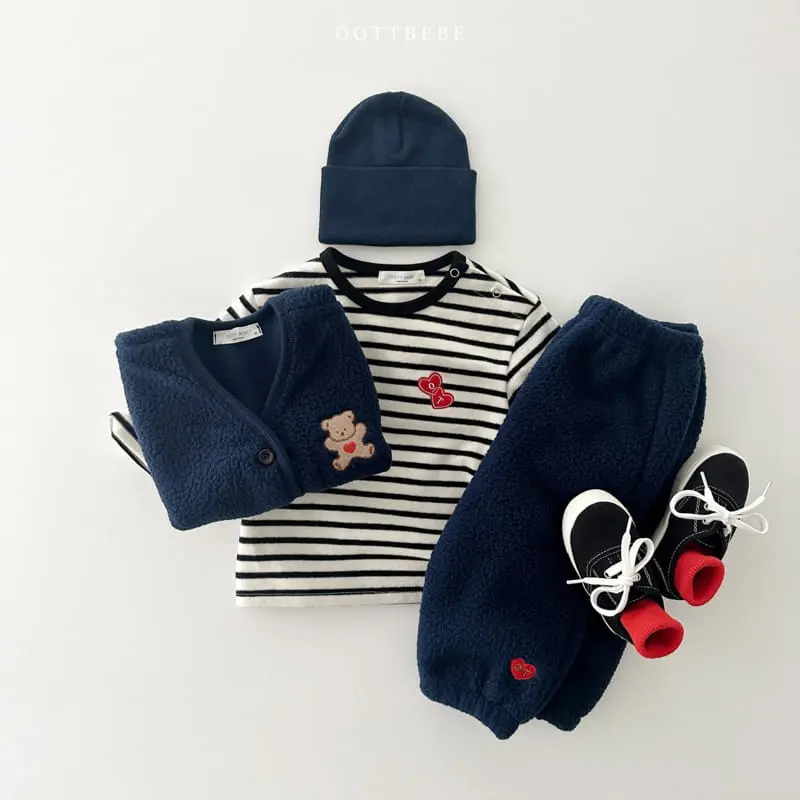 Oott Bebe - Korean Children Fashion - #childofig - Cozy Fleece Vest Set - 4