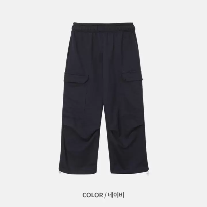 Our Room - Korean Women Fashion - #womensfashion - Big Pocket Pants - 2