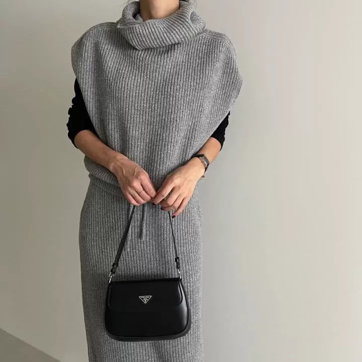 Ripple - Korean Women Fashion - #momslook - Celin Turtleneck Knit Tee - 3