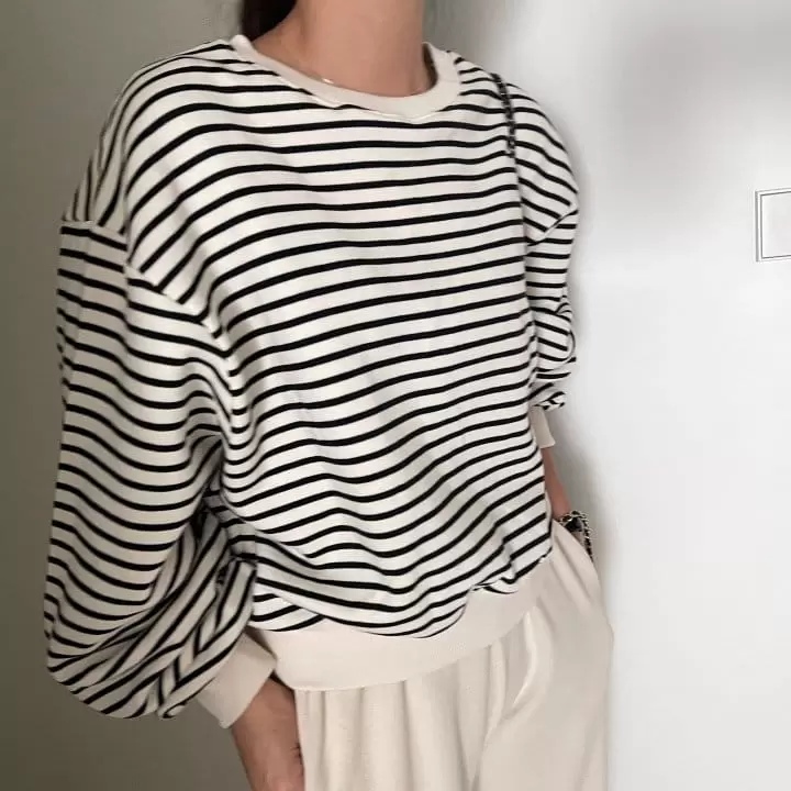 Ripple - Korean Women Fashion - #momslook - St Sweatshirt - 2