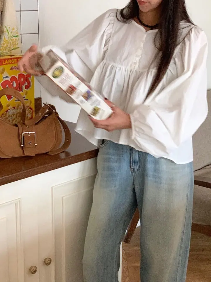 Sunder Market - Korean Women Fashion - #momslook - Balloon Shirring Blouse - 2
