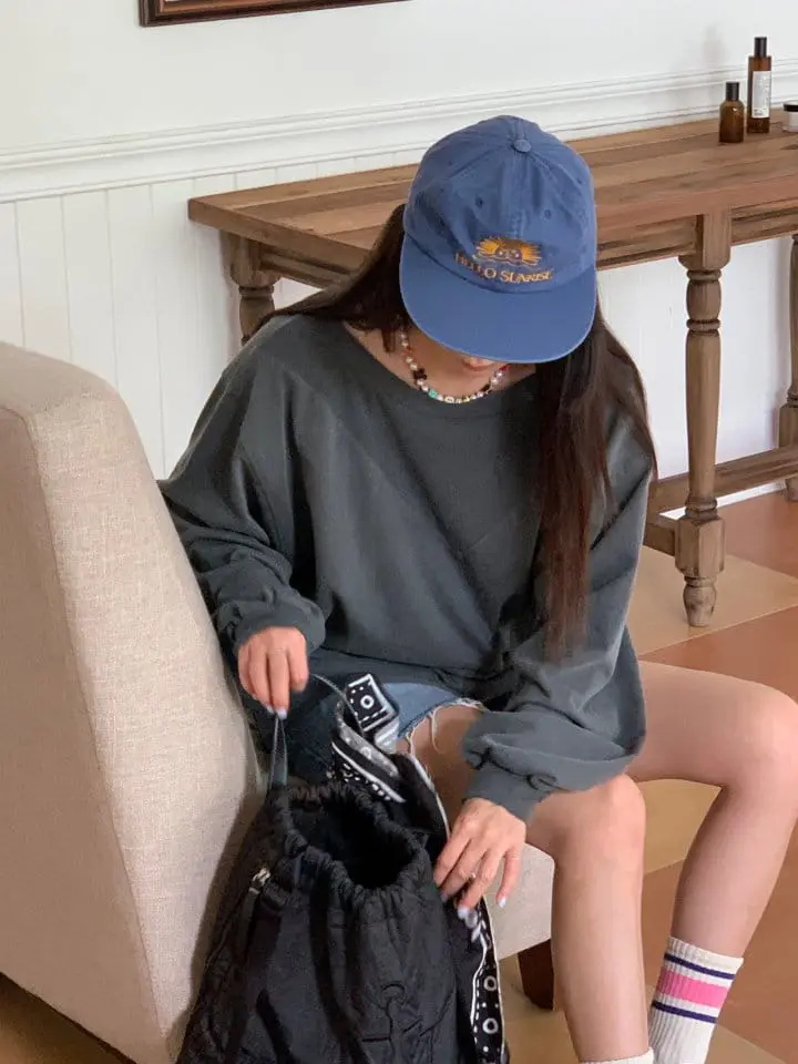 Sunder Market - Korean Women Fashion - #thelittlethings - Triangle Sweatshirt - 3