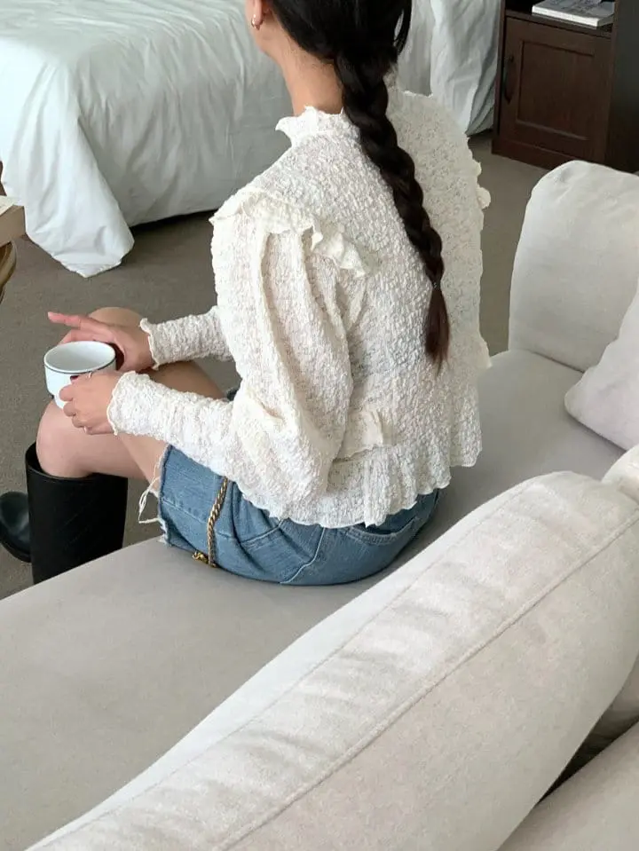 Sunder Market - Korean Women Fashion - #womensfashion - Bean Button Blouse - 3