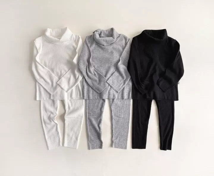 Yerooyena - Korean Children Fashion - #childofig - Fleece Turtleneck Tee Leggings Set - 5