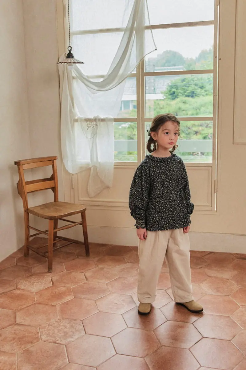 A-Market - Korean Children Fashion - #Kfashion4kids - Emma Smocked Blouse - 11