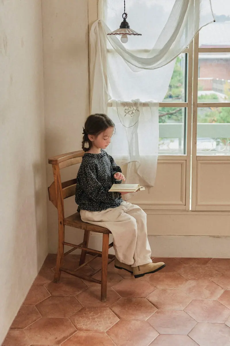 A-Market - Korean Children Fashion - #childofig - Emma Smocked Blouse - 4