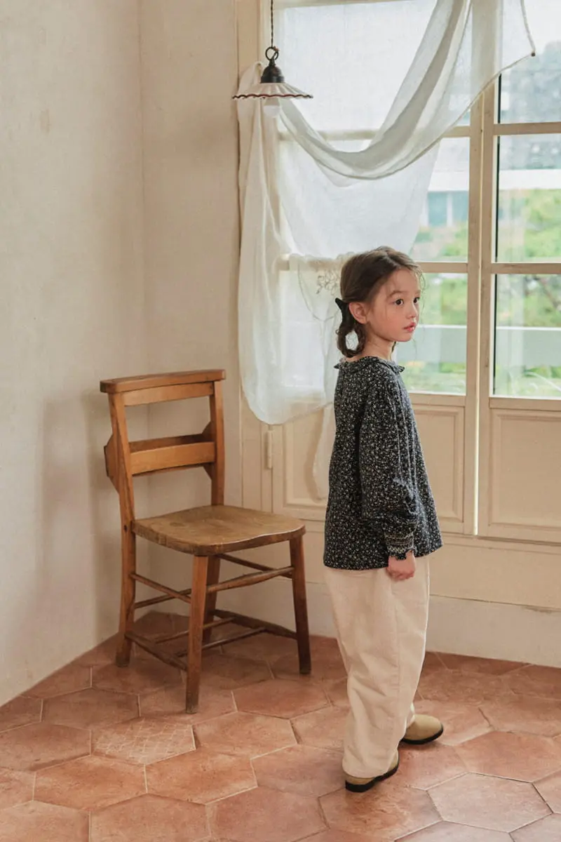 A-Market - Korean Children Fashion - #kidzfashiontrend - Emma Smocked Blouse - 10