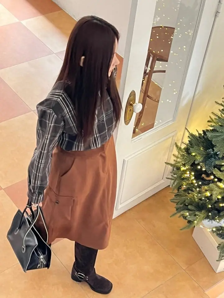 Bricklane - Korean Women Fashion - #womensfashion - Cargo Suede  Skirt - 10