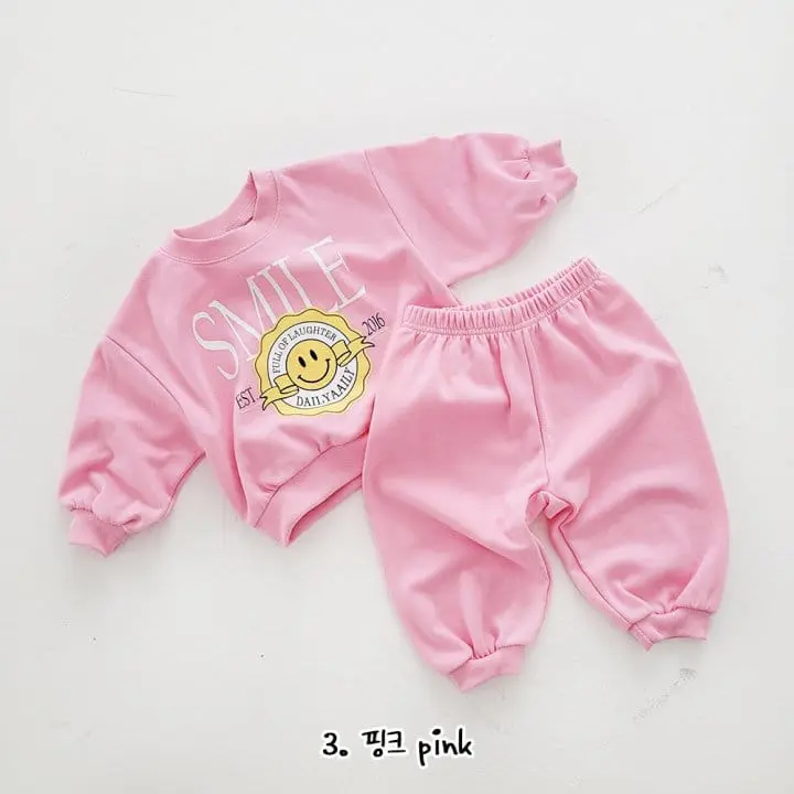 Daily Daily - Korean Children Fashion - #childofig - Kids Daily Smile Top Bottom Set - 4