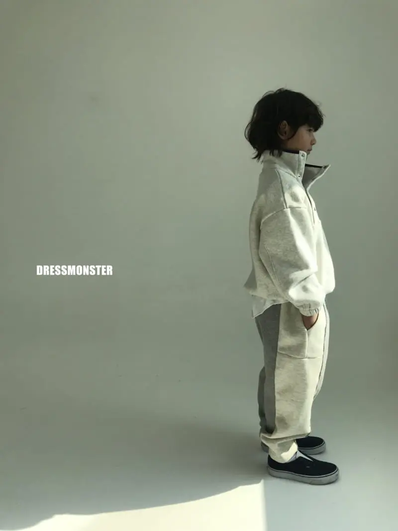 Dress Monster - Korean Junior Fashion - #childofig - Sasun Snap Sweatshirt - 3