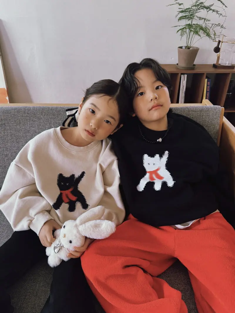 Ellymolly - Korean Children Fashion - #prettylittlegirls - Winter Mew Swearshirt