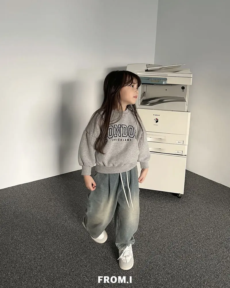 From I - Korean Children Fashion - #fashionkids - London Sweatshirt