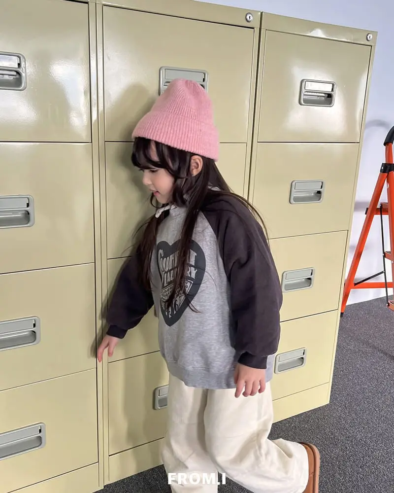 From I - Korean Children Fashion - #littlefashionista - Heart Sweatshirt - 7