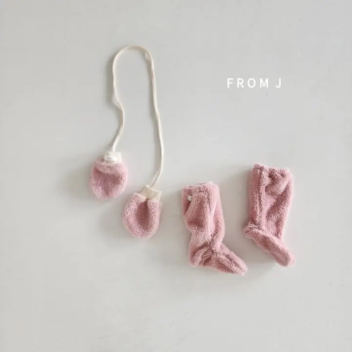 From J - Korean Baby Fashion - #babyoutfit - Fluffy Gloves - 10