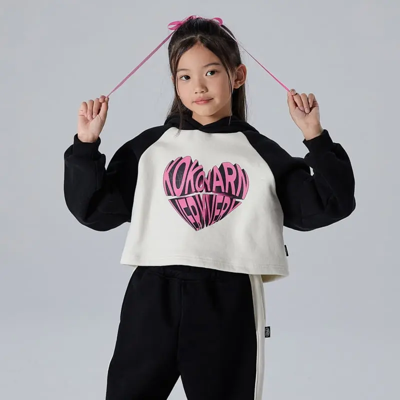 Kokoyarn - Korean Children Fashion - #Kfashion4kids - Heart Crop Hoody Tee - 3