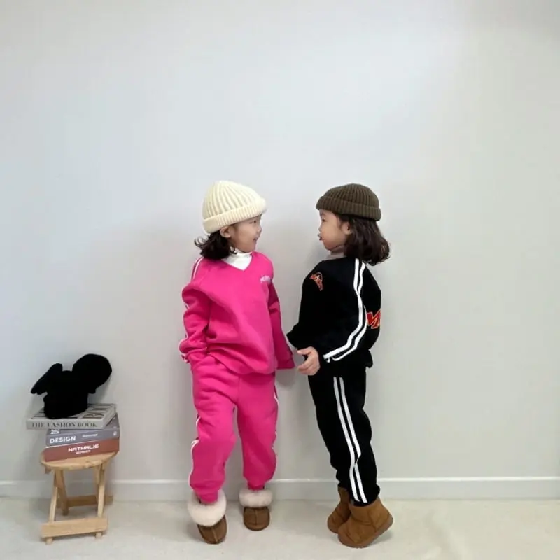 Little Rabbit - Korean Children Fashion - #littlefashionista - Fleece V Neck Top Bottom Set - 8
