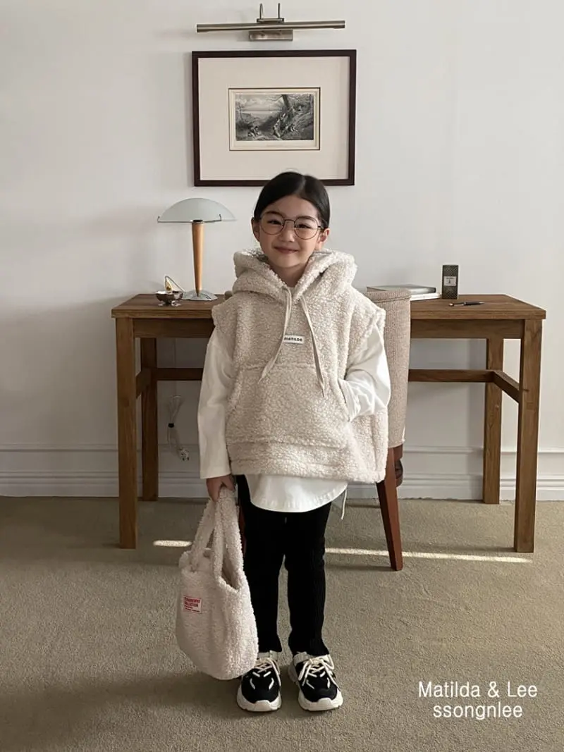Matilda & Lee - Korean Children Fashion - #Kfashion4kids - Bbogle Fluffy Hoody Vest - 11