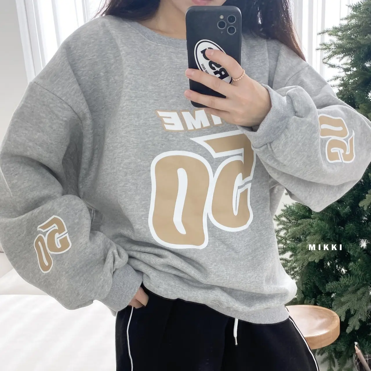 Mikki - Korean Women Fashion - #vintagekidsstyle - 50 Sweatshirt Mom