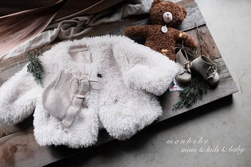 Monbebe - Korean Children Fashion - #littlefashionista - Reversible Echo Mustang With Mom - 5
