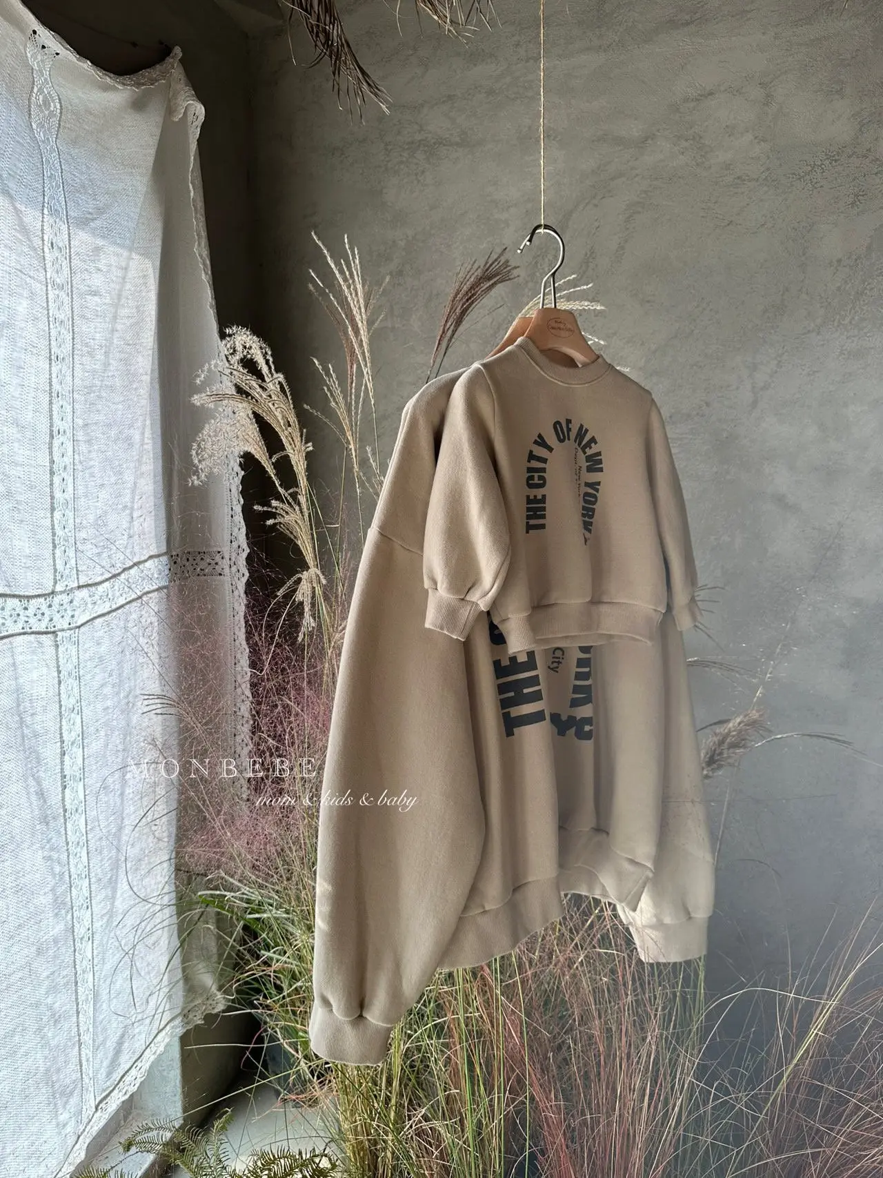Monbebe - Korean Children Fashion - #stylishchildhood - New York Sweatshirt - 11