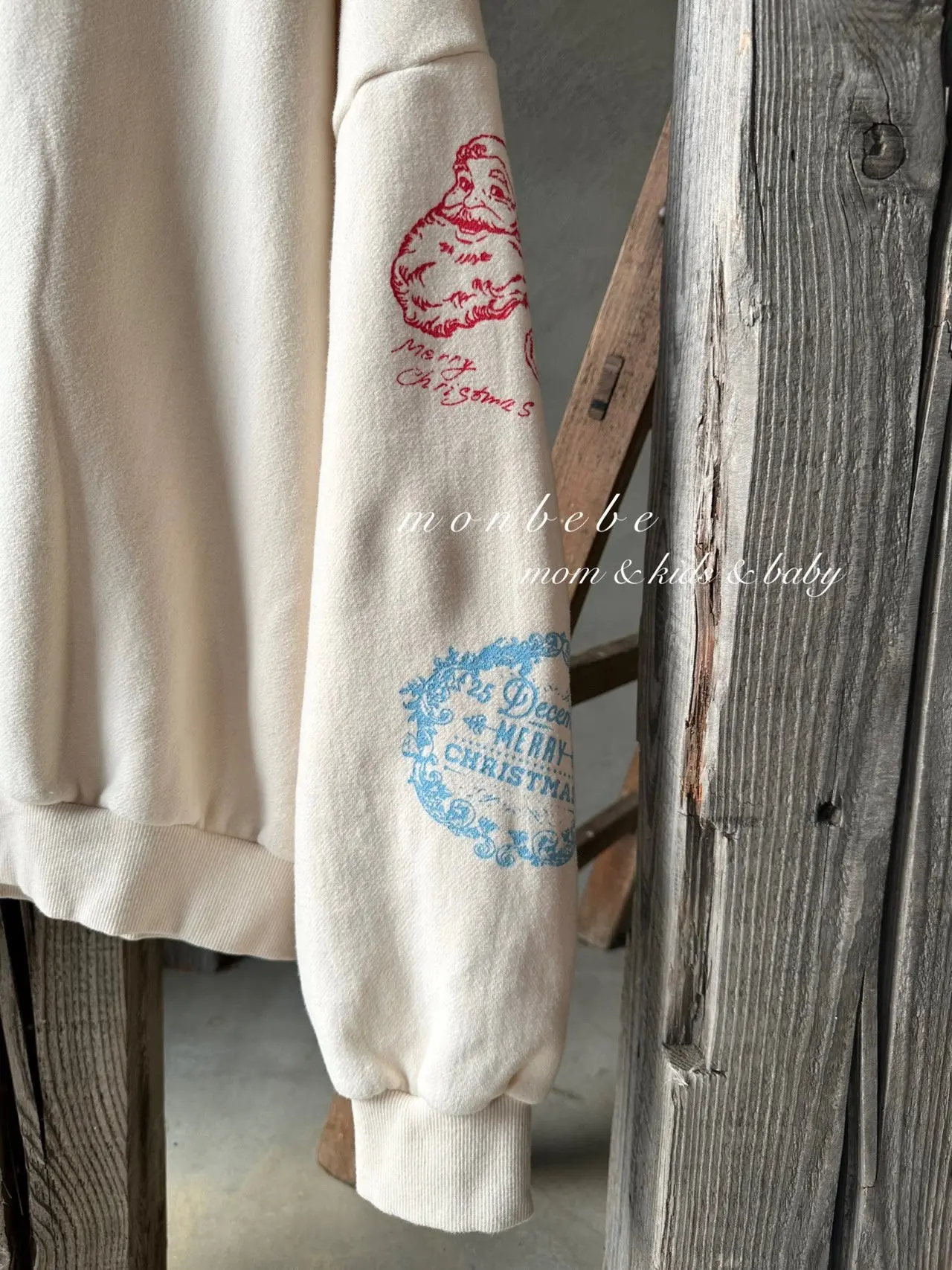 Monbebe - Korean Women Fashion - #momslook - Mom Santa Sweatshirt