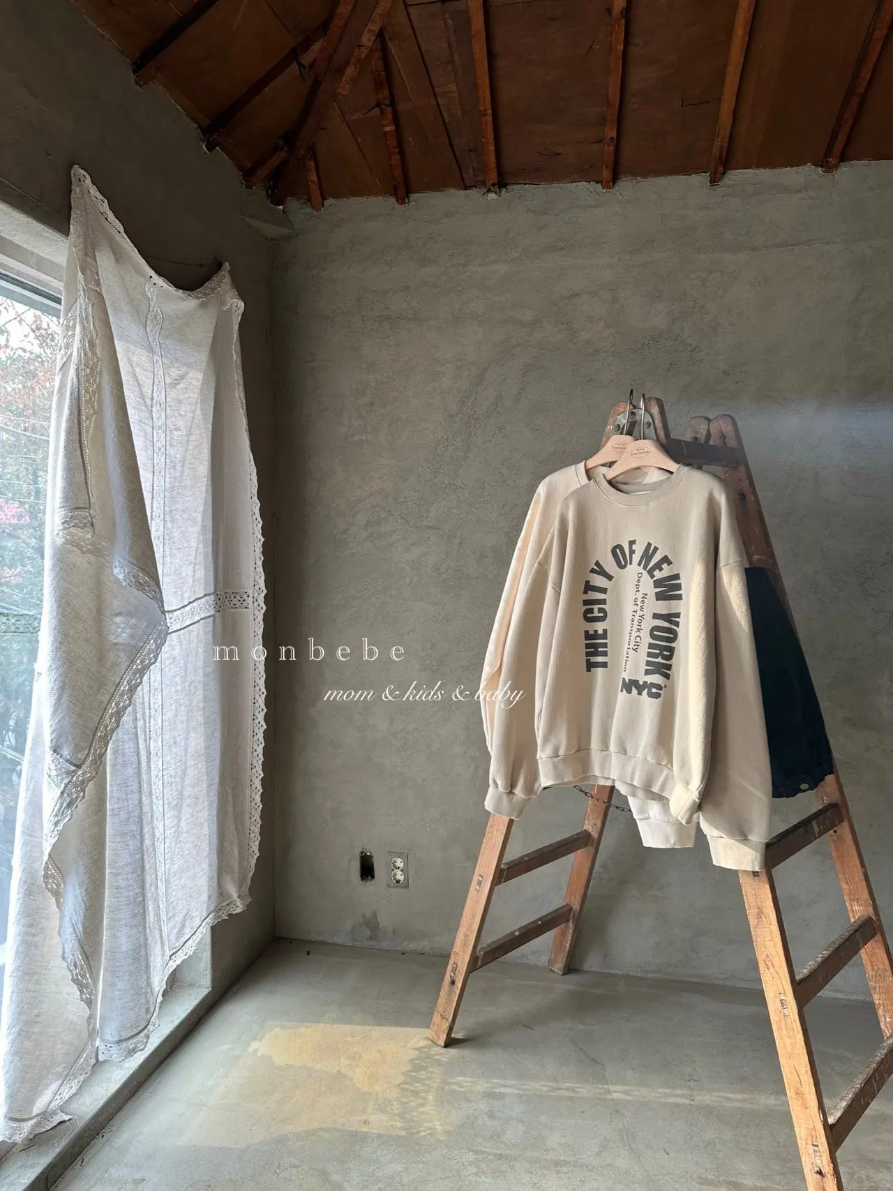 Monbebe - Korean Women Fashion - #thatsdarling - Mom New York Sweatshirt - 5