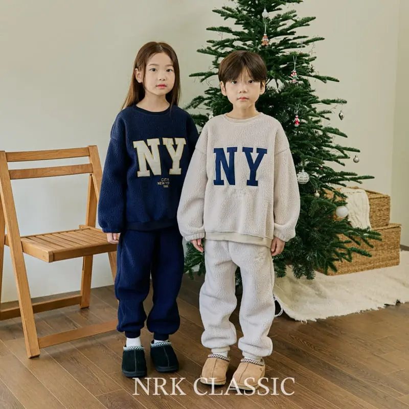 Nrk - Korean Children Fashion - #kidsshorts - NY Fleece Set - 12