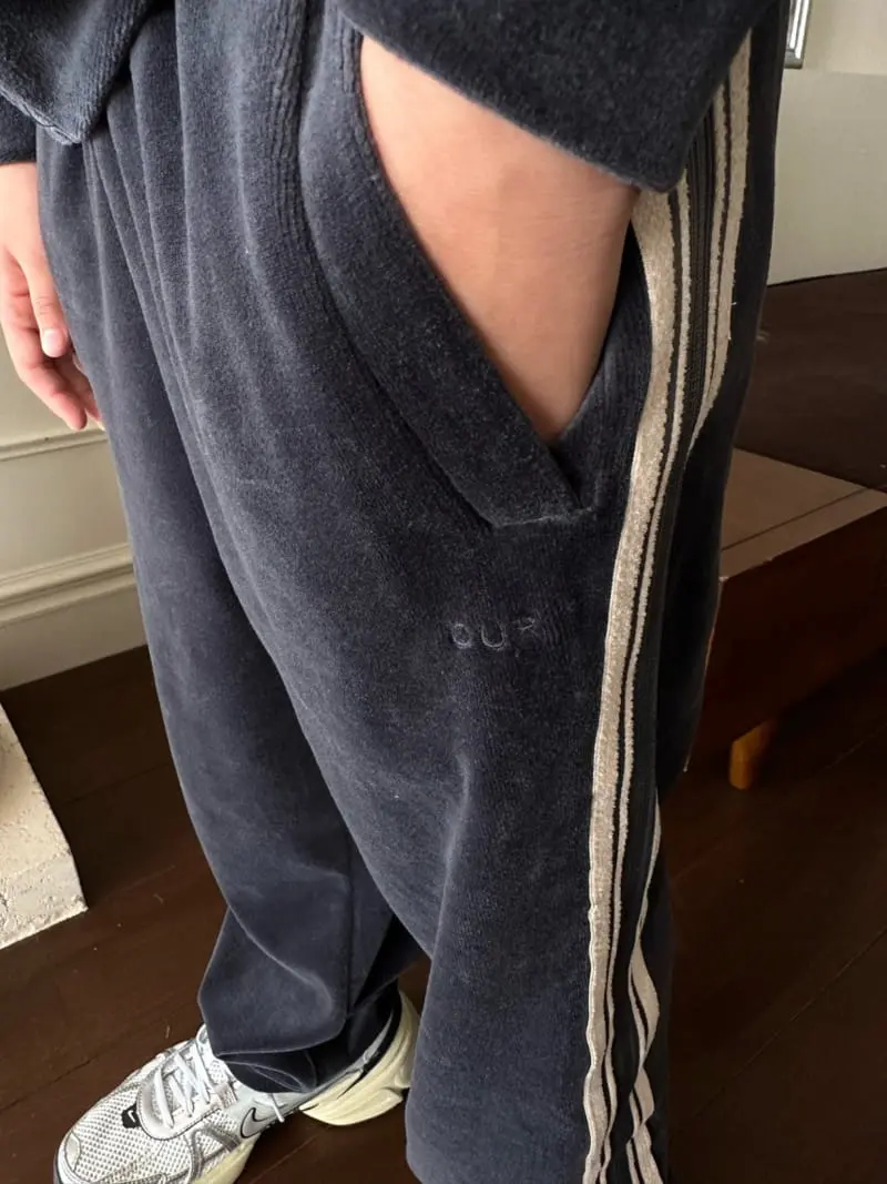 Our - Korean Children Fashion - #designkidswear - Perry Veloure Pants - 3