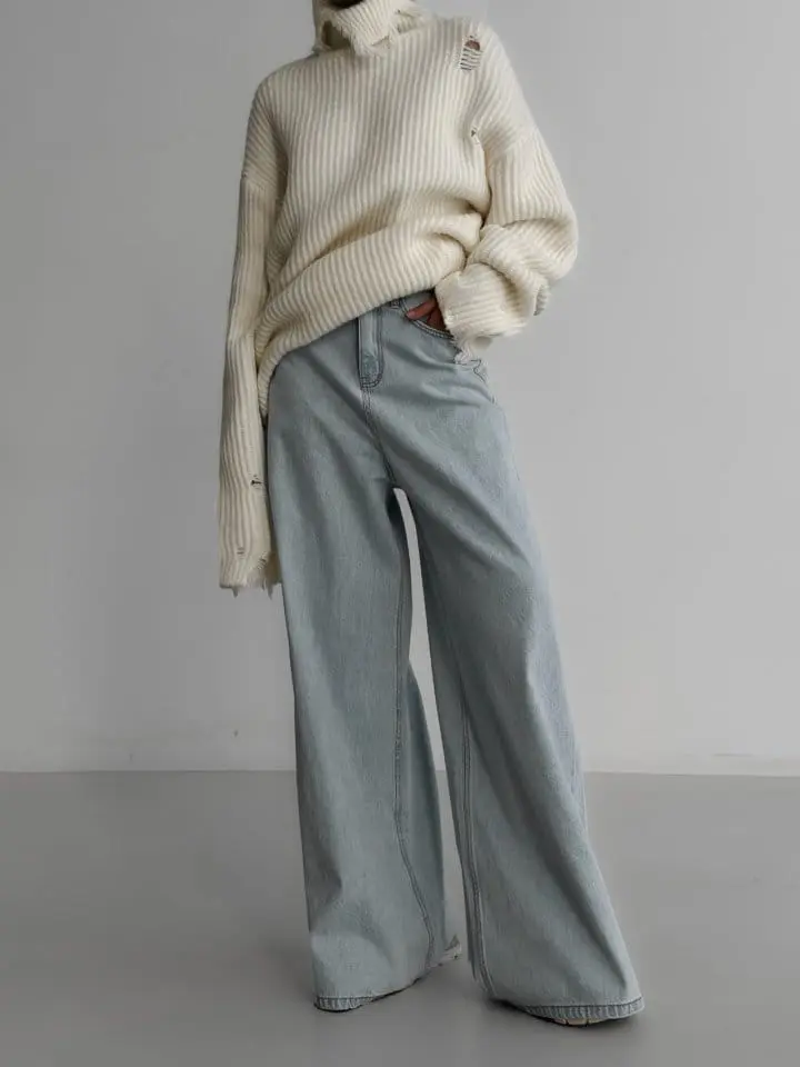 Paper Moon - Korean Women Fashion - #momslook - iced blue wide leg flared denim jeans - 2