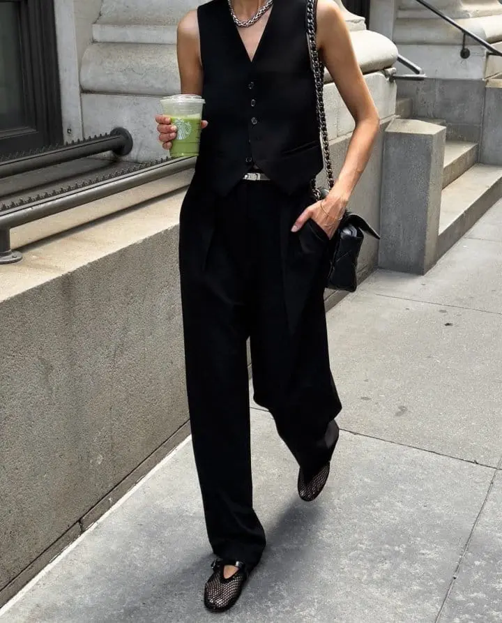 Paper Moon - Korean Women Fashion - #momslook - five button down tailored suit vest - 2