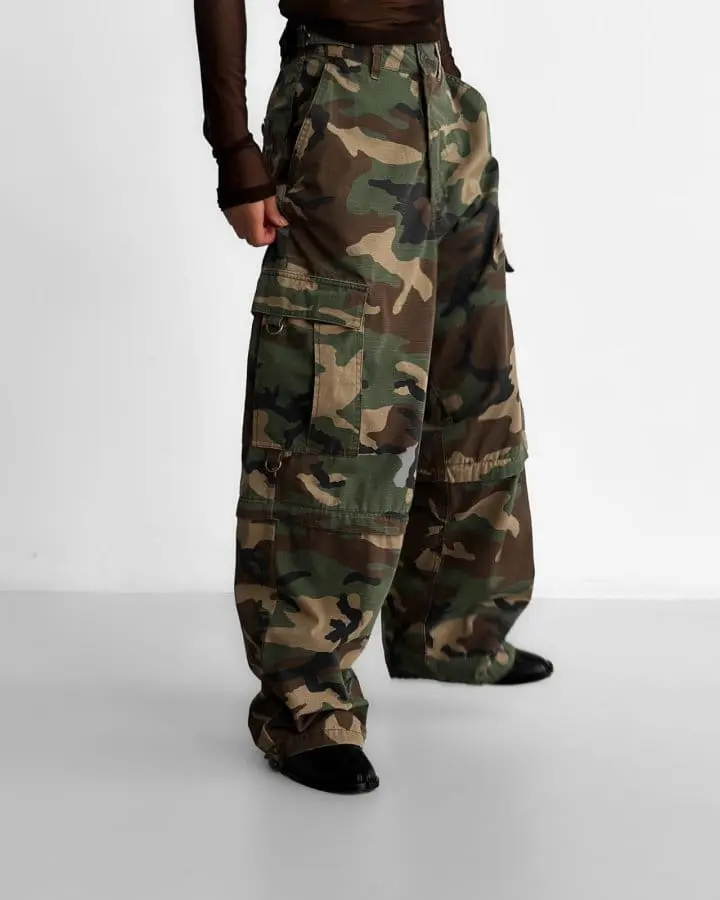 Paper Moon - Korean Women Fashion - #womensfashion - washed camouflage pattern pocket detail cargo trousers