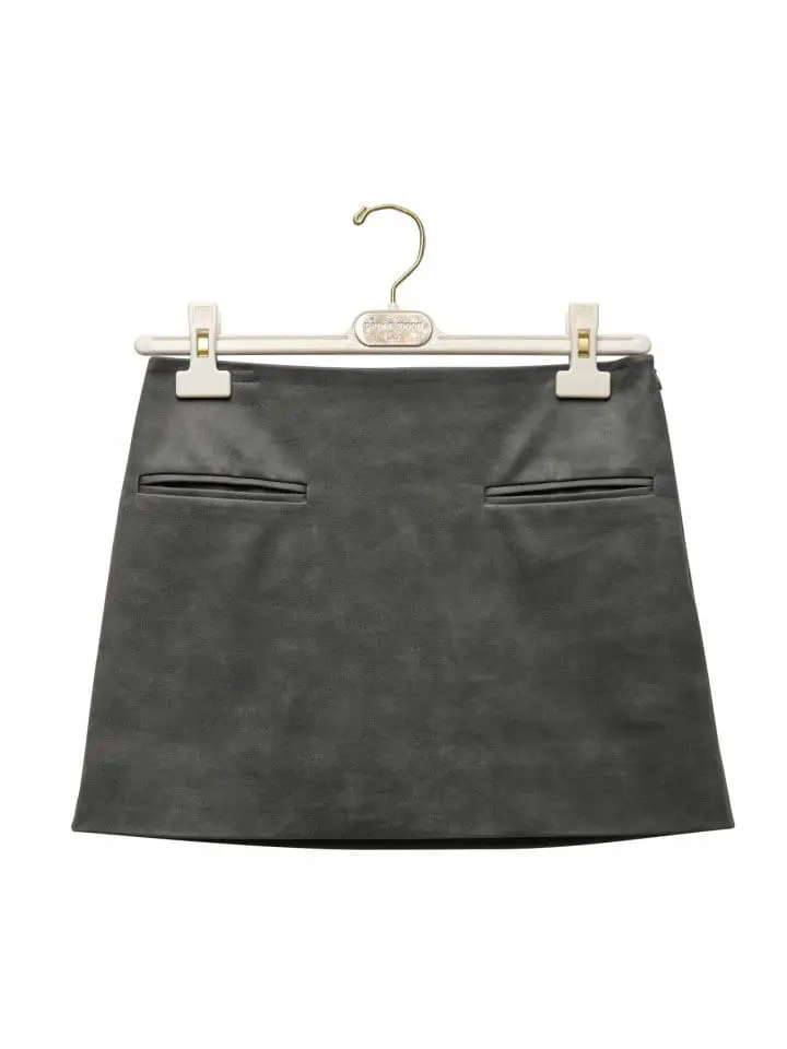 Paper Moon - Korean Women Fashion - #womensfashion - pocket detail suede mini skirt - 3